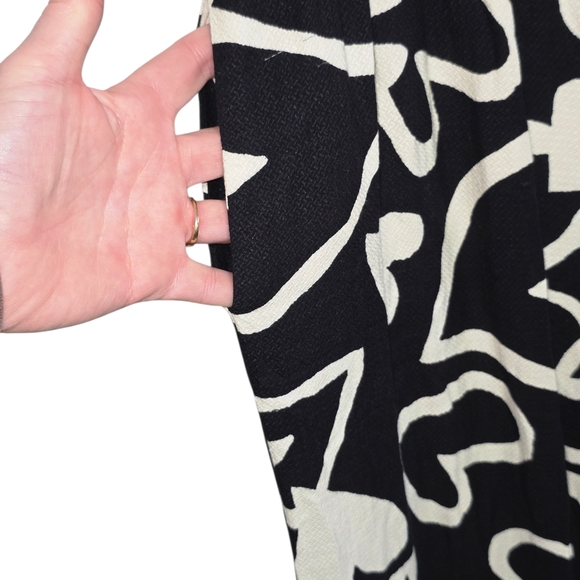Farm By Anthropologie Woven Black & White Sineard Heart-Print Jumpsuit Size S - Picture 4 of 7